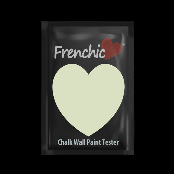 On a Whim Frenchic Chalk Wall Sample 10ml
