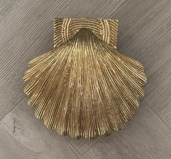 Brass Shell Door Knocker - Brass Finish